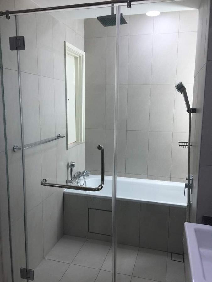 Afiniti Muslim Medini Condo Нусаджайя Экстерьер фото